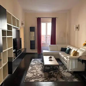 Piazza Maggiore Luxury , Bologna Italy