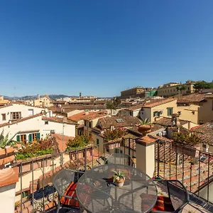 Borgo Tegolaio Terrace Apartment