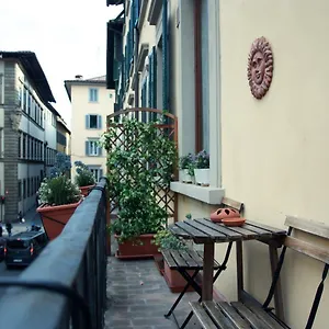 Luxury Central Flat River View Apartment